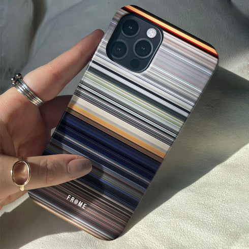 the texas chain saw massacre Frome phone case when holding in hands