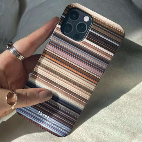 close encounters of the third kind Frome phone case when holding in hands