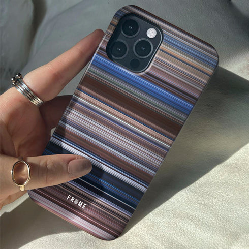 the bodyguard Frome phone case when holding in hands