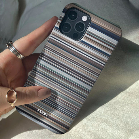 ozuna x romeo santos - el farsante Frome phone case when holding in hands