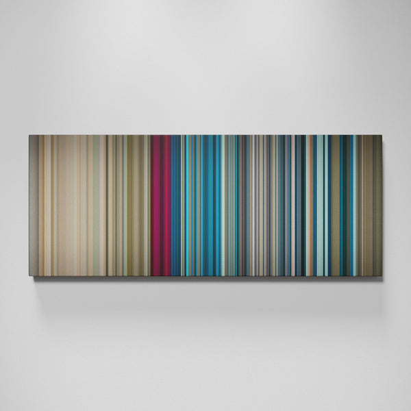 Front view of Maluma-Sin-Contrato Frome