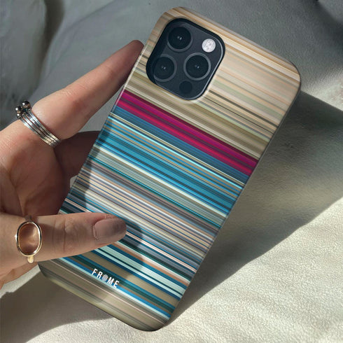 maluma - sin contrato Frome phone case when holding in hands