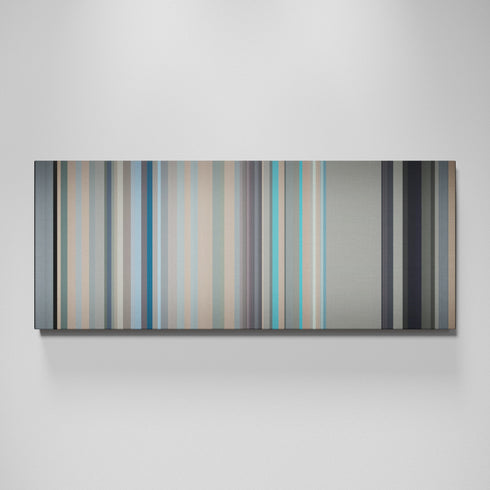 Front view of Lorde-Royals Frome