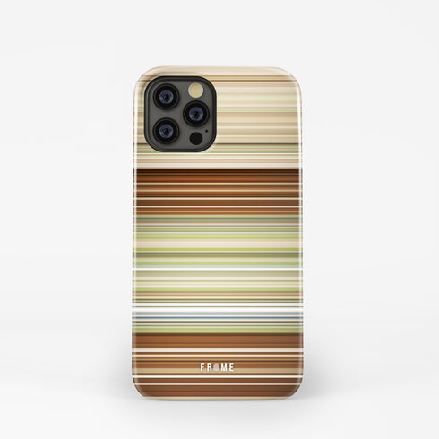 Front view of shakira - me enamore Frome Snap phone case