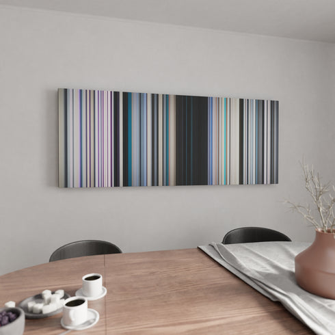 Kitchen with Taylor-Swift-Style Frome on the wall