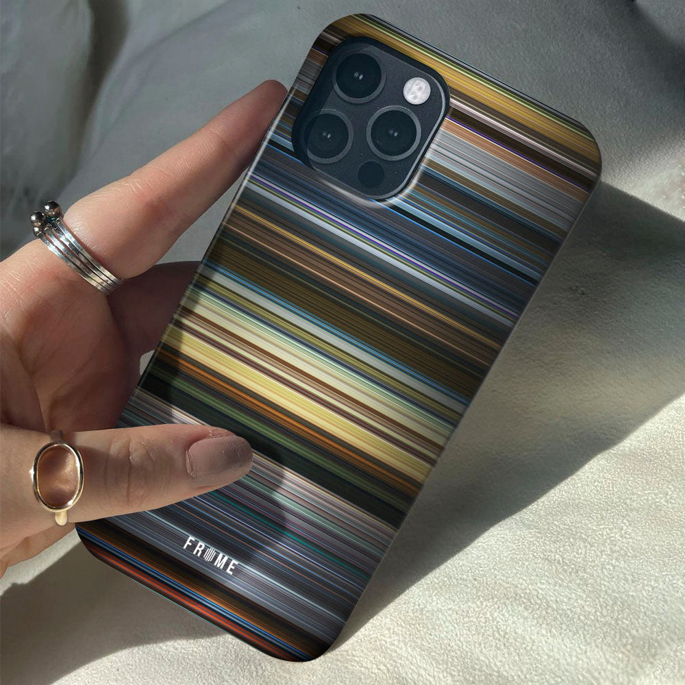 shangchi_and_the_legend_of_the_ten_rings Frome phone case when holding in hands