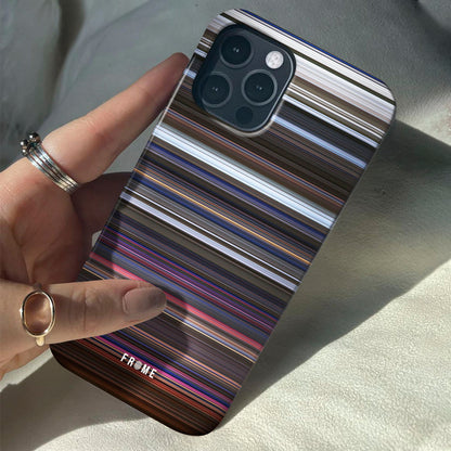 the thing (1982) Frome phone case when holding in hands