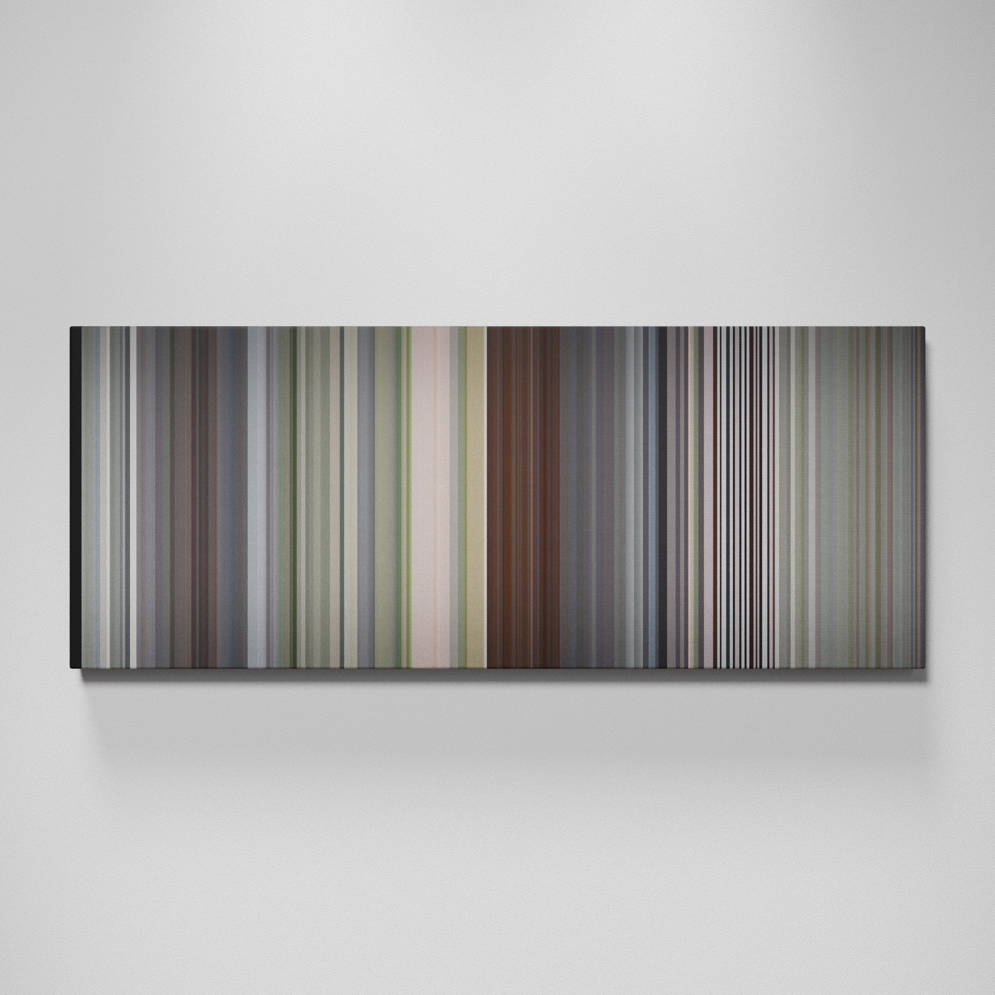 Front view of Taylor-Swift-Blank-Space Frome