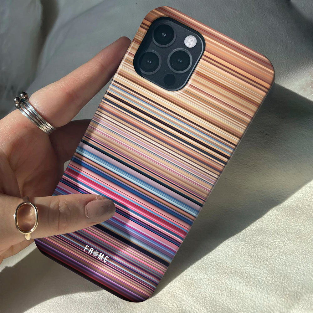 ellie goulding - burn Frome phone case when holding in hands