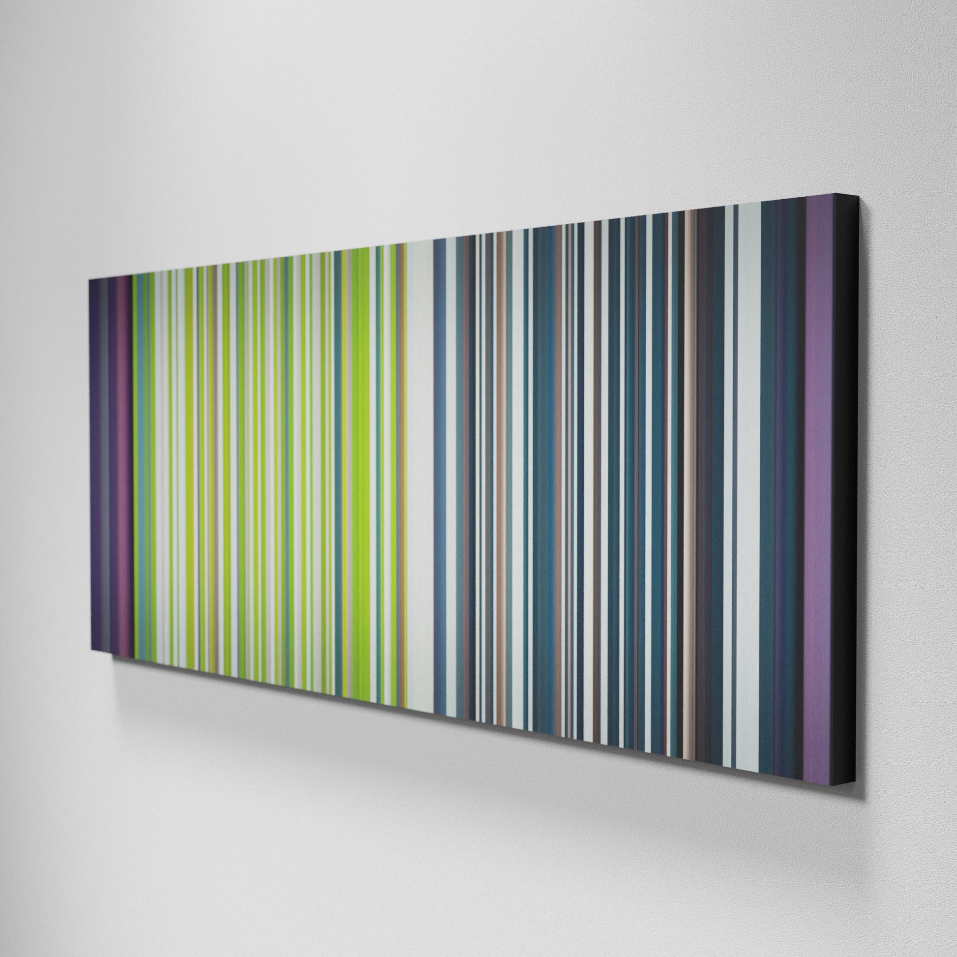 Side view of Basic of Joey-Montana-Picky Frome on the wall