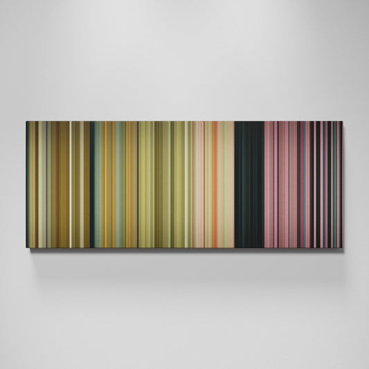 Front view of Miley-Cyrus-Party-In-The-USA Frome