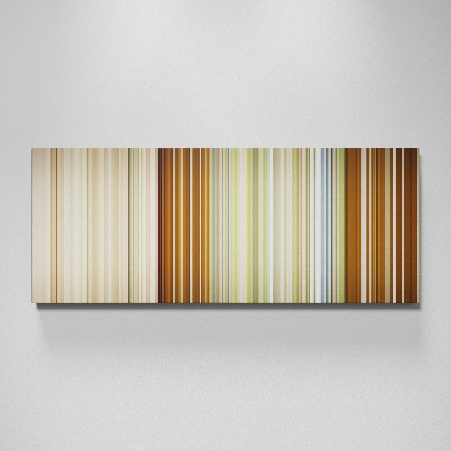 Front view of Shakira-Me-Enamore Frome