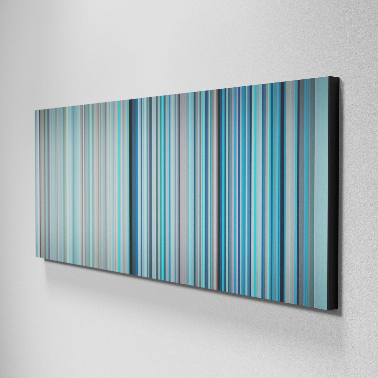 Side view of Basic of Maluma-HP Frome on the wall