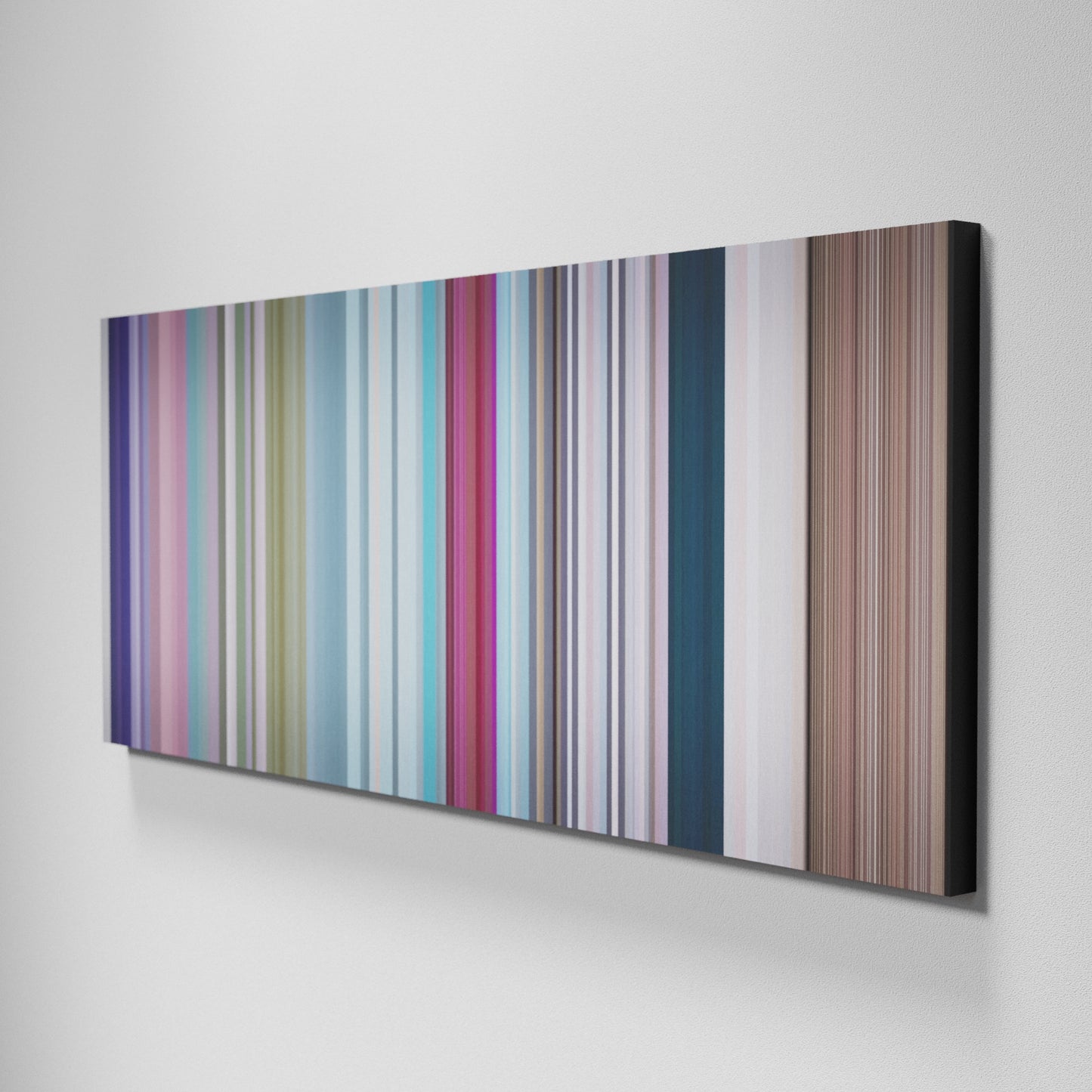 Side view of Basic of Jennie-Solo Frome on the wall