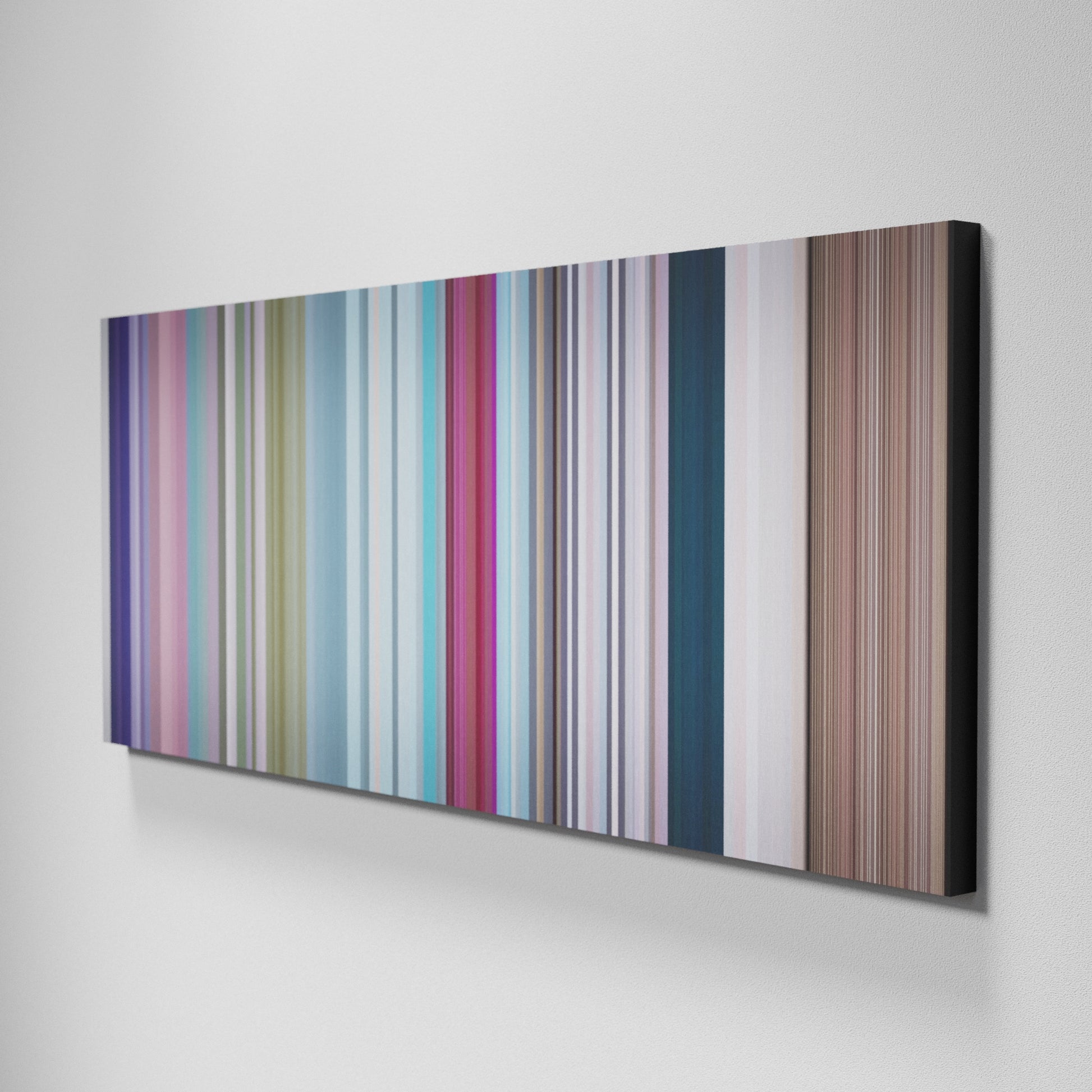 Side view of Basic of Jennie-Solo Frome on the wall