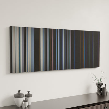 Minimal interior design with MC-Kekel-e-MC-Rita-Amor-de-Verdade Frome on the wall